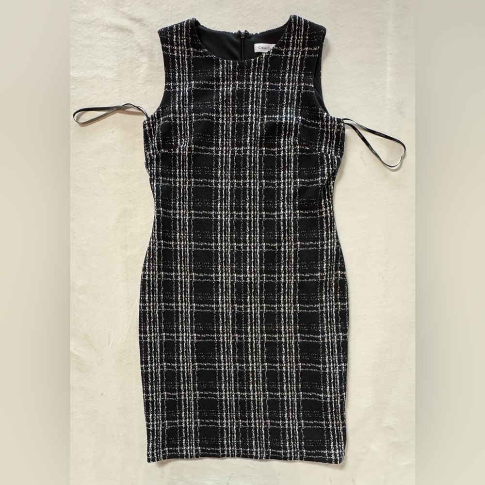 Calvin Klein Textured Black White Plaid Bodycon Sheath Dress (8) - Picture 4 of 17